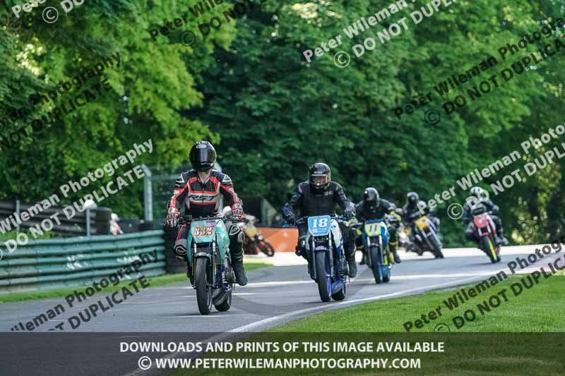 cadwell no limits trackday;cadwell park;cadwell park photographs;cadwell trackday photographs;enduro digital images;event digital images;eventdigitalimages;no limits trackdays;peter wileman photography;racing digital images;trackday digital images;trackday photos
